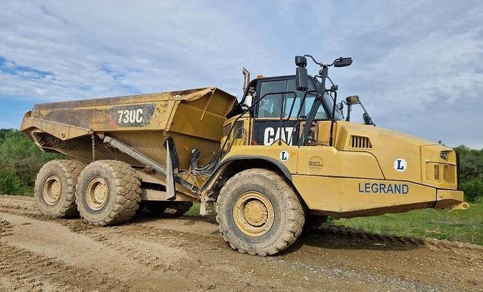 CAT 730C2  - דחפור: תמונה 1 CAT 730C2  - דחפור: תמונה 1