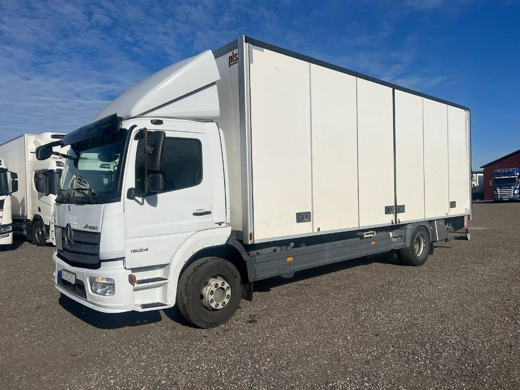 Mercedes-Benz Atego 1524 4x2 serie 0495 - משאית תיבה: תמונה 1 Mercedes-Benz Atego 1524 4x2 serie 0495 - משאית תיבה: תמונה 1