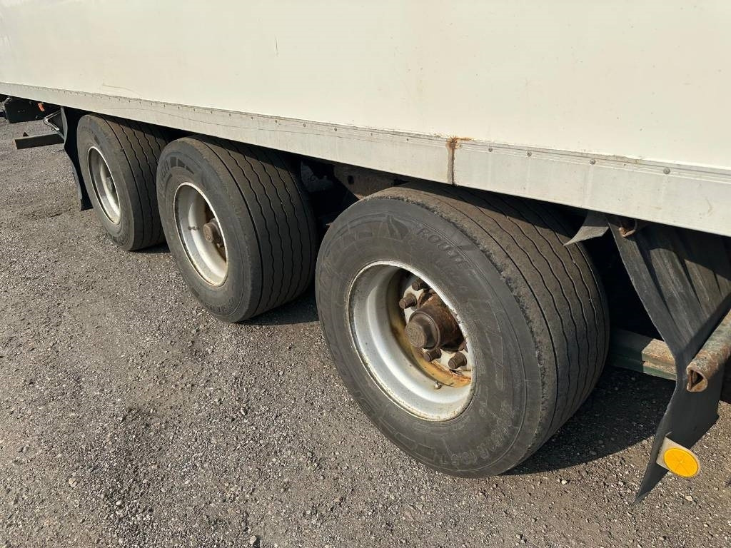 Nopa SL 240 11600 - סמיטריילר עם קירור: תמונה 5 Nopa SL 240 11600 - סמיטריילר עם קירור: תמונה 5