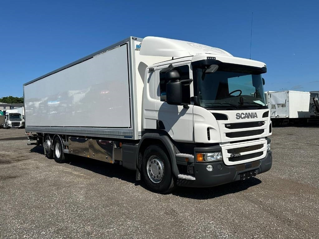 Scania P 360 - משאית תיבה: תמונה 2 Scania P 360 - משאית תיבה: תמונה 2