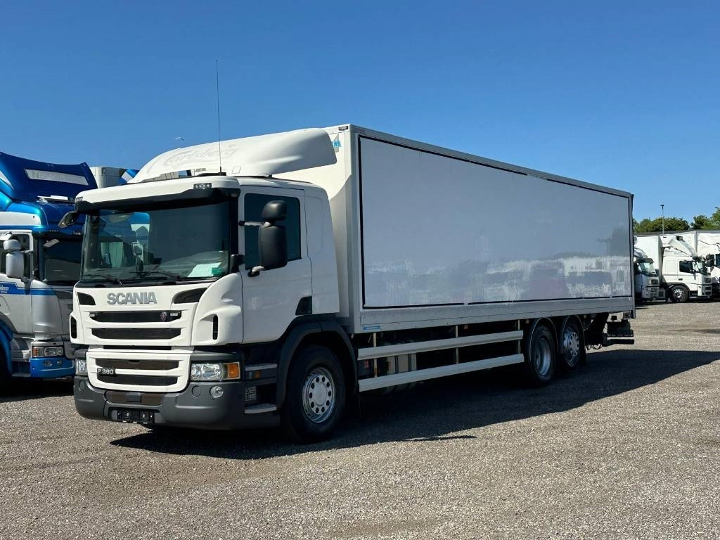 Scania P 360 - משאית תיבה: תמונה 1 Scania P 360 - משאית תיבה: תמונה 1