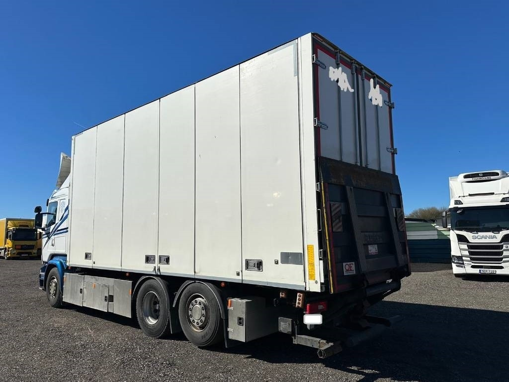 Scania R450LB6X2*4MNB serie 6441 - משאית קירור: תמונה 2 Scania R450LB6X2*4MNB serie 6441 - משאית קירור: תמונה 2