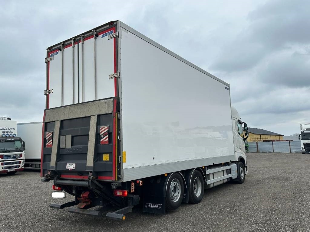 Volvo FH 500 serie 0550 - משאית תיבה: תמונה 2 Volvo FH 500 serie 0550 - משאית תיבה: תמונה 2