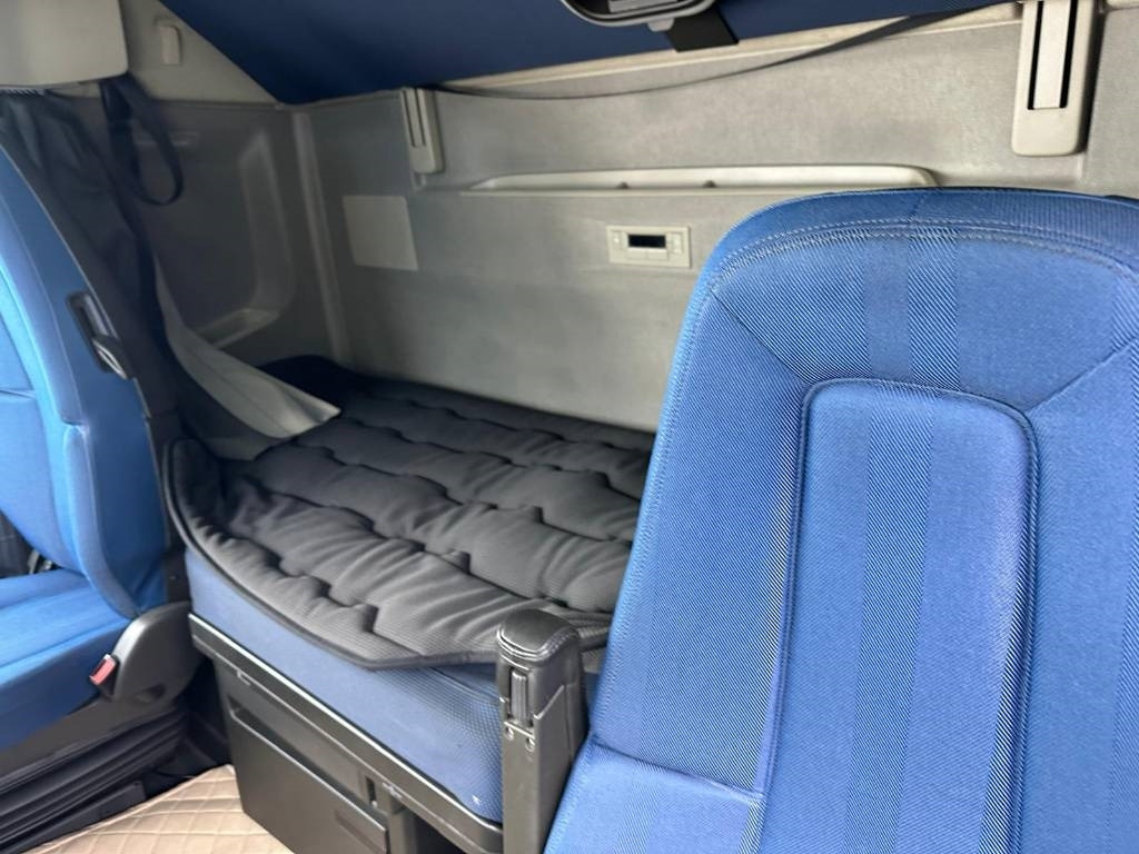 יחידת טרקטור Volvo FH 62 TT serie nr 2251: תמונה 9
