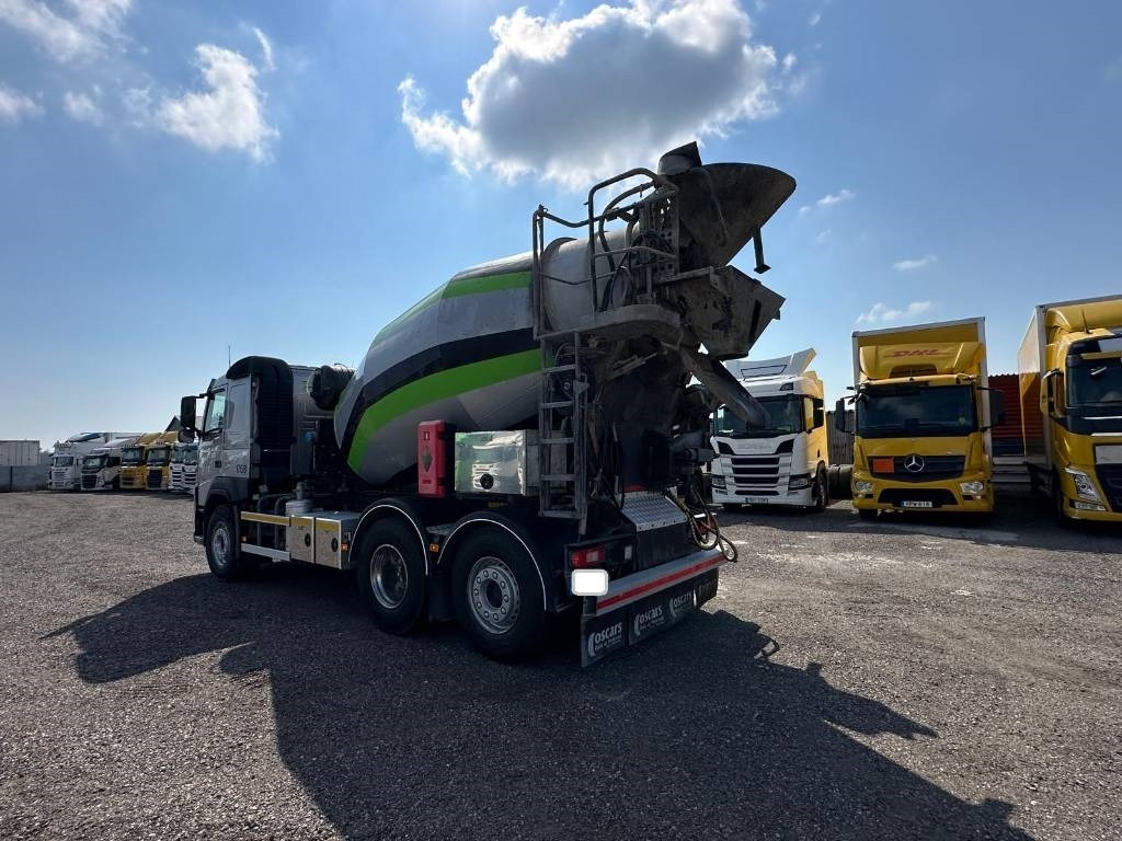 Volvo FM 6*2 370 serie 8607 - משאית מערבלת בטון: תמונה 3 Volvo FM 6*2 370 serie 8607 - משאית מערבלת בטון: תמונה 3