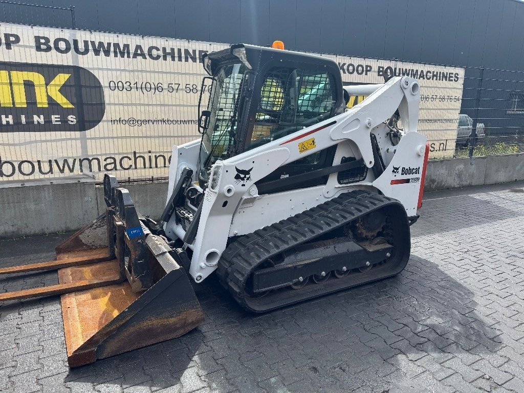 Bobcat T 650 - מעמיס היגוי החלקה: תמונה 1 Bobcat T 650 - מעמיס היגוי החלקה: תמונה 1