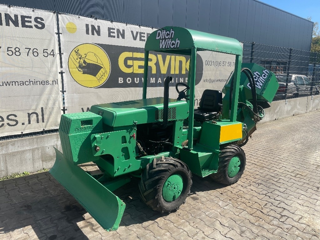 Ditch Witch 3500 DD - טרנצ'ר: תמונה 2 Ditch Witch 3500 DD - טרנצ'ר: תמונה 2