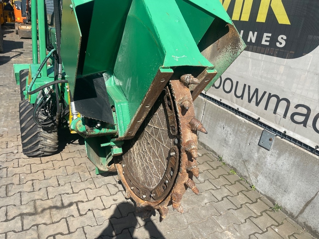 Ditch Witch 3500 DD - טרנצ'ר: תמונה 3 Ditch Witch 3500 DD - טרנצ'ר: תמונה 3