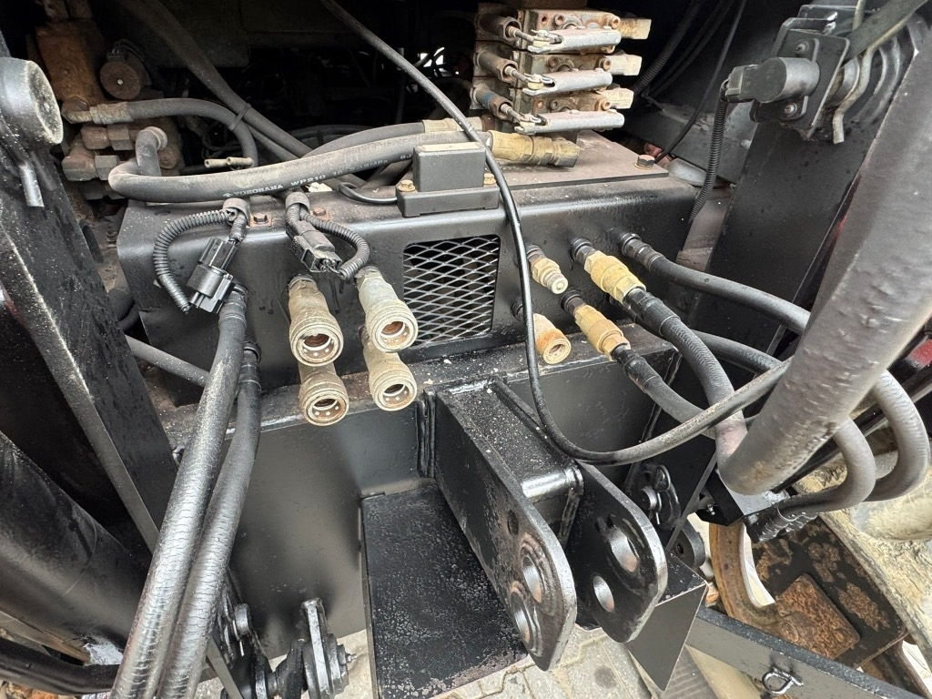 טרקטור חקלאי Kubota KM 90 D: תמונה 9