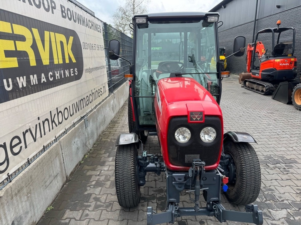 Massey Ferguson 1547 - טרקטור חקלאי: תמונה 3 Massey Ferguson 1547 - טרקטור חקלאי: תמונה 3
