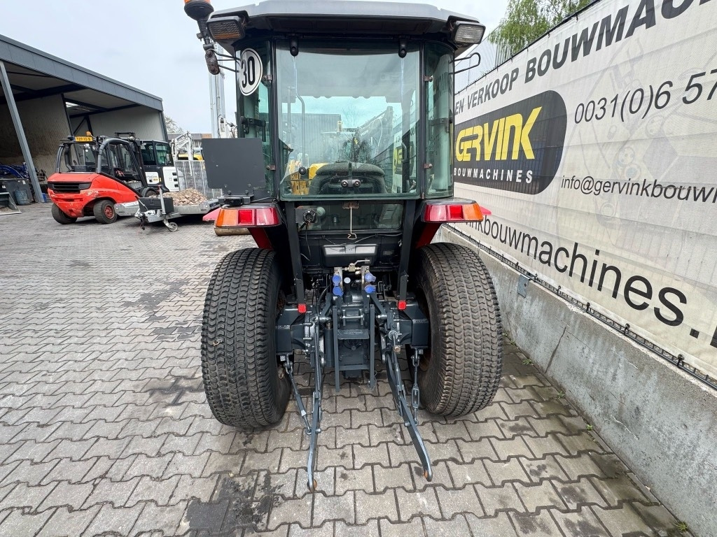 Massey Ferguson 1547 - טרקטור חקלאי: תמונה 5 Massey Ferguson 1547 - טרקטור חקלאי: תמונה 5