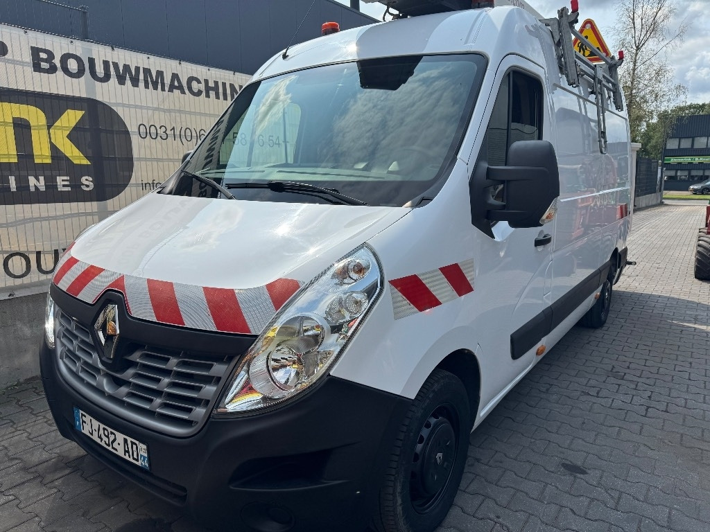 Renault Klubb K 32 - פלטפורמה אווירית מותקנת על משאית: תמונה 5 Renault Klubb K 32 - פלטפורמה אווירית מותקנת על משאית: תמונה 5