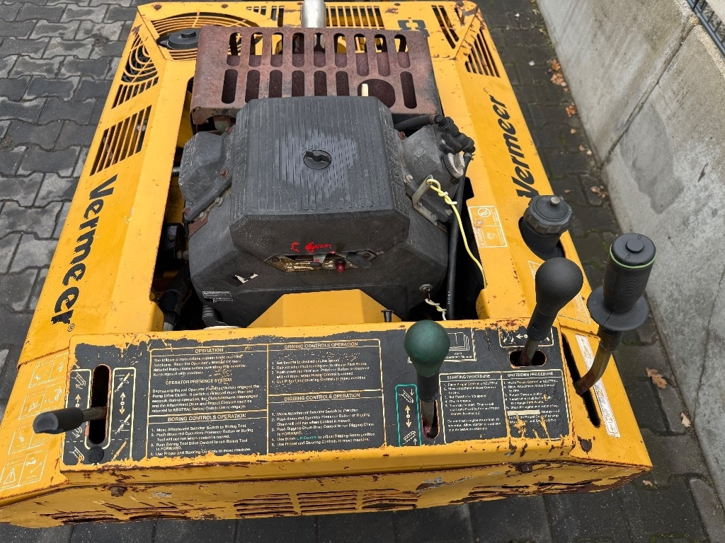 Vermeer RT200 - טרנצ'ר: תמונה 3 Vermeer RT200 - טרנצ'ר: תמונה 3