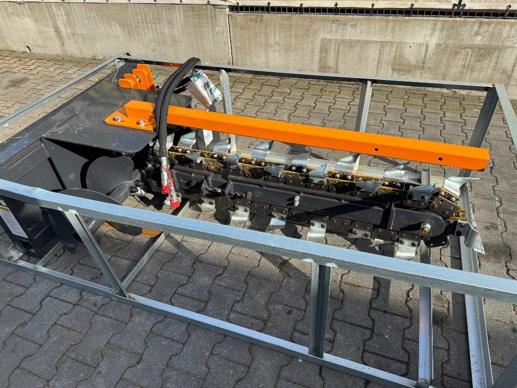 Wolverine TRC 12 -48 H - טרנצ'ר: תמונה 1 Wolverine TRC 12 -48 H - טרנצ'ר: תמונה 1