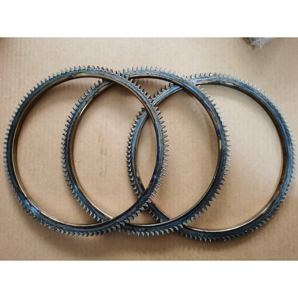 KOOP Genuine Flywheel Ring Gears for Loader Parts - גלגל תנופה עבור מעמיס גלגלים: תמונה 2 KOOP Genuine Flywheel Ring Gears for Loader Parts - גלגל תנופה עבור מעמיס גלגלים: תמונה 2