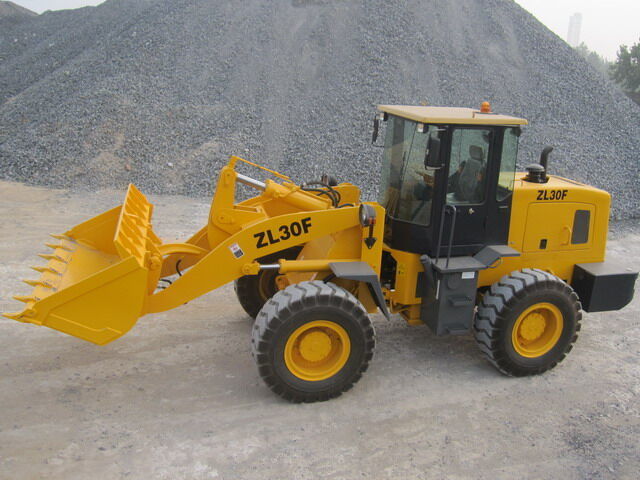 QINGDAO PROMISING CE Front Loader ZL30F - מעמיס גלגלים: תמונה 3 QINGDAO PROMISING CE Front Loader ZL30F - מעמיס גלגלים: תמונה 3
