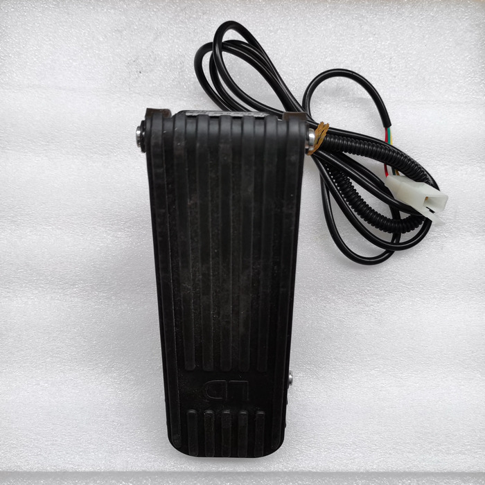 Qingdao Promising Accelerator Pedal for FLAND EL45 Electric Wheel Loader - דוושה עבור מעמיס גלגלים: תמונה 3 Qingdao Promising Accelerator Pedal for FLAND EL45 Electric Wheel Loader - דוושה עבור מעמיס גלגלים: תמונה 3