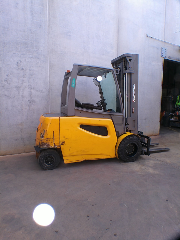 Jungheinrich EFG 550 400 ZT - מלגזה חשמלית: תמונה 2 Jungheinrich EFG 550 400 ZT - מלגזה חשמלית: תמונה 2