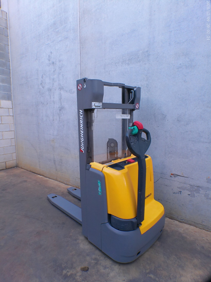 Jungheinrich EJC 110 250 ZZ - מערים: תמונה 1 Jungheinrich EJC 110 250 ZZ - מערים: תמונה 1