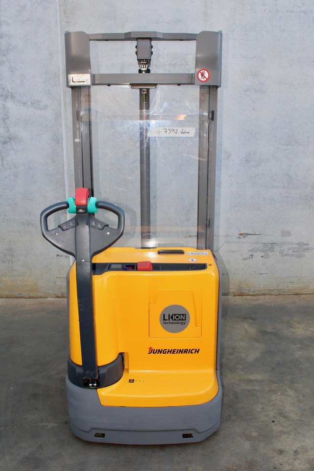 Jungheinrich EJC 212 320 ZT LI-ION - מערים: תמונה 5 Jungheinrich EJC 212 320 ZT LI-ION - מערים: תמונה 5