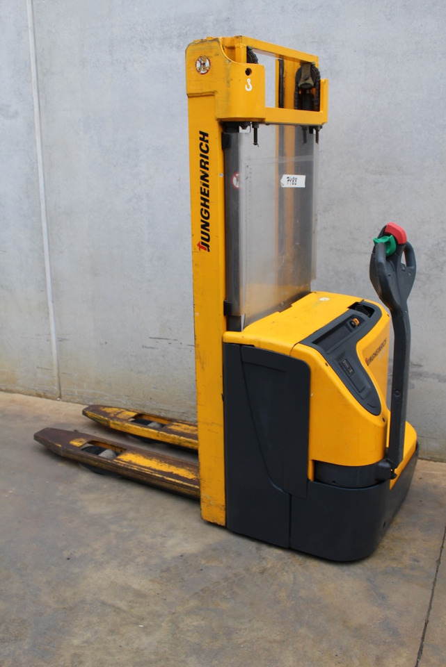 Jungheinrich EJC 212 330 ZT - מערים: תמונה 1 Jungheinrich EJC 212 330 ZT - מערים: תמונה 1