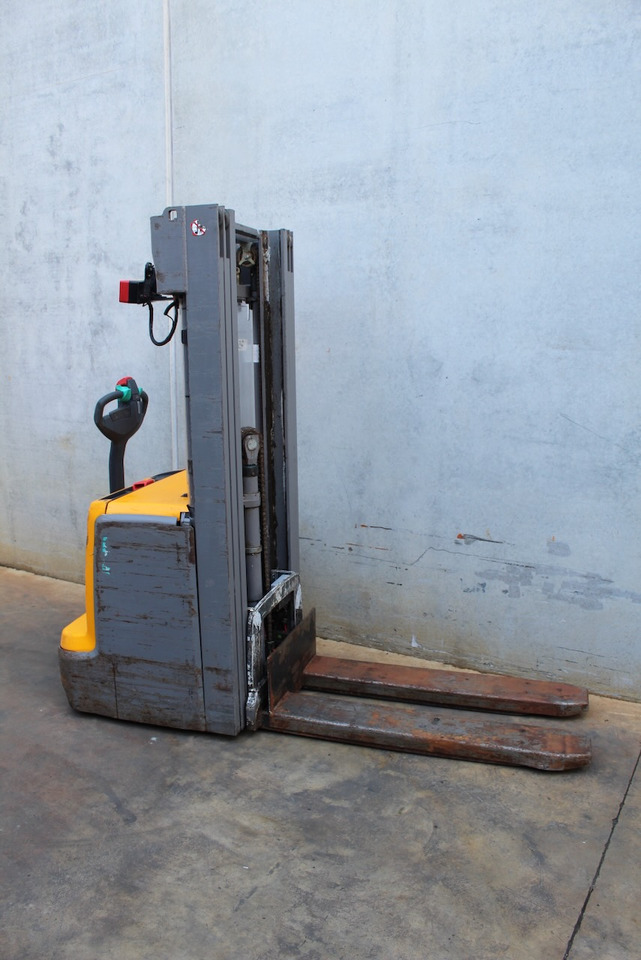 Jungheinrich EJC 214 430 DZ - מערים: תמונה 4 Jungheinrich EJC 214 430 DZ - מערים: תמונה 4