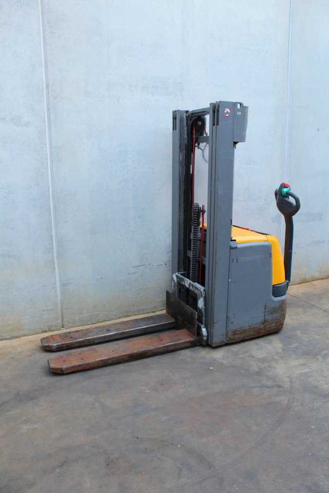 Jungheinrich EJC 214 430 DZ - מערים: תמונה 2 Jungheinrich EJC 214 430 DZ - מערים: תמונה 2