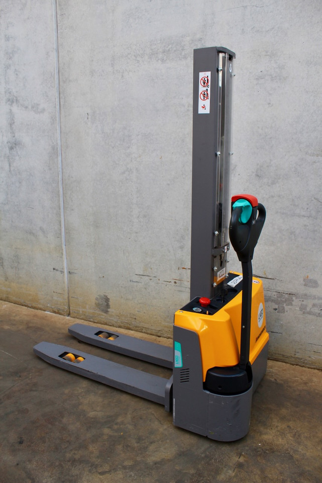 Jungheinrich EJC M10 154 E LI-ION - מערים: תמונה 1 Jungheinrich EJC M10 154 E LI-ION - מערים: תמונה 1