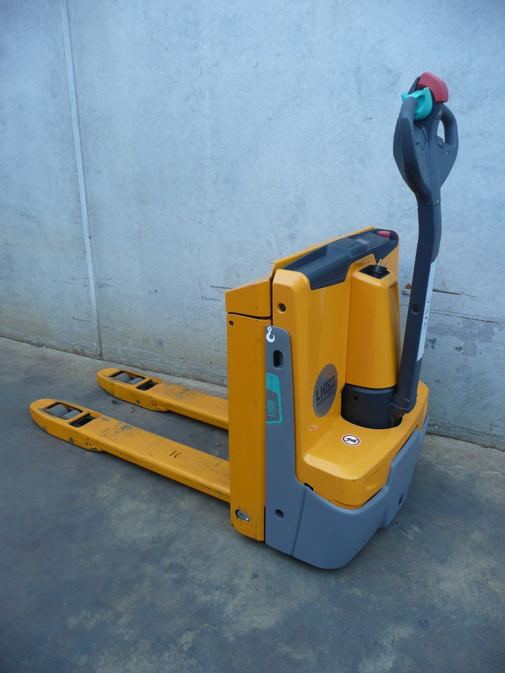 משאית משטחים Jungheinrich EJE 116i LI-ION: תמונה 1