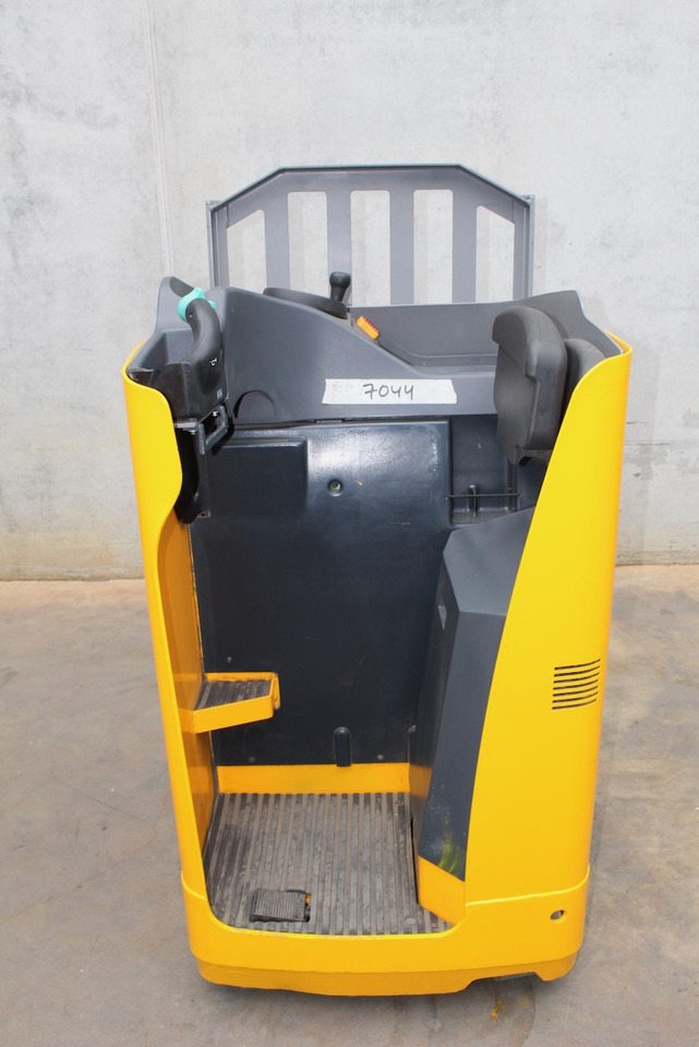 Jungheinrich ESE 120 - משאית משטחים: תמונה 5 Jungheinrich ESE 120 - משאית משטחים: תמונה 5