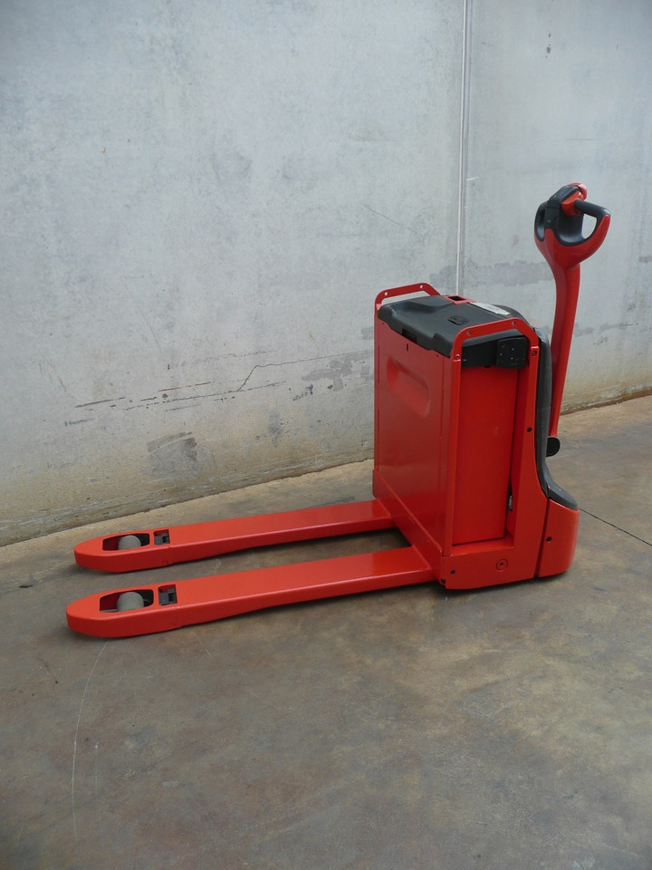 Linde T 16 - משאית משטחים: תמונה 2 Linde T 16 - משאית משטחים: תמונה 2