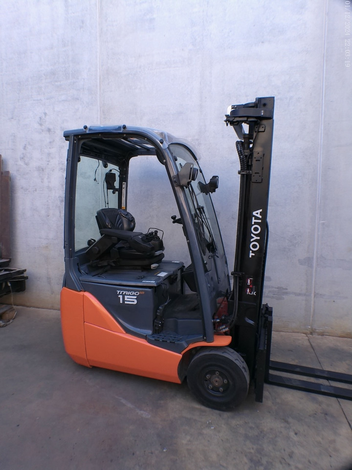 Toyota 8FBE15T - מלגזה חשמלית: תמונה 1 Toyota 8FBE15T - מלגזה חשמלית: תמונה 1