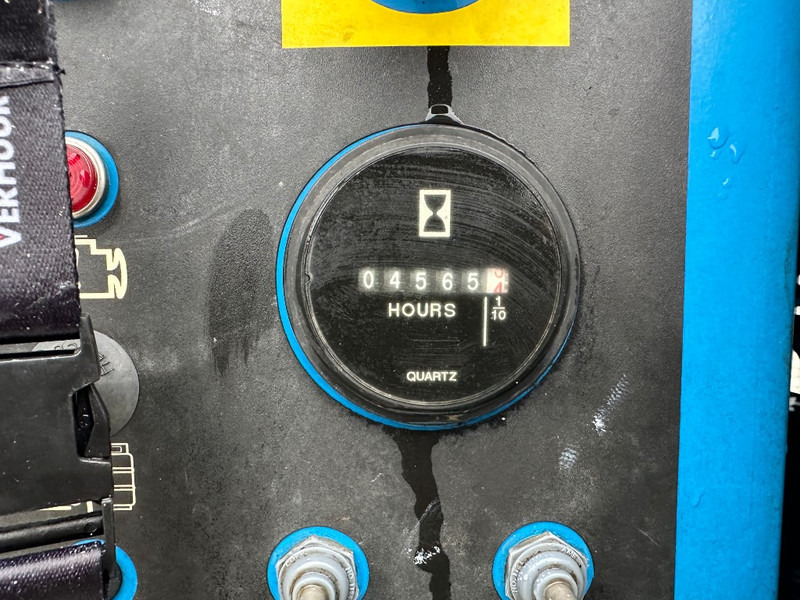Genie S 45 Trax - מוט טלסקופי: תמונה 4 Genie S 45 Trax - מוט טלסקופי: תמונה 4