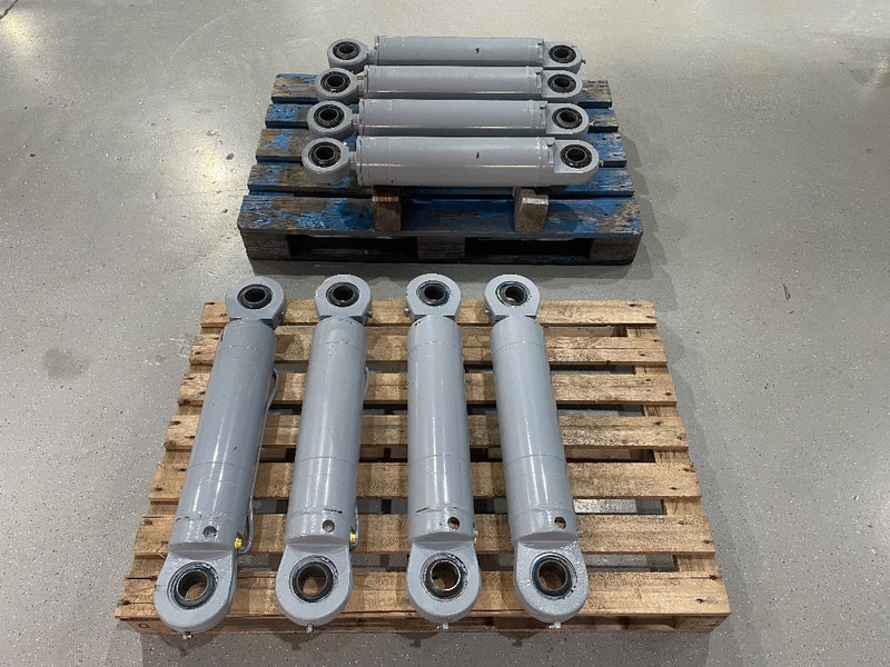 Menzi Muck Cilinders - חלקי הידרוליקה עבור מכונה חקלאית: תמונה 1 Menzi Muck Cilinders - חלקי הידרוליקה עבור מכונה חקלאית: תמונה 1