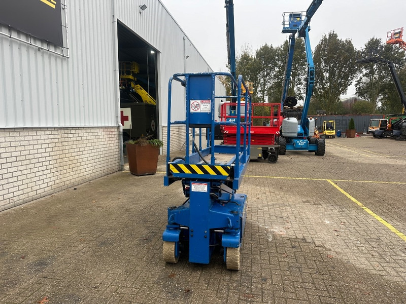 UpRight SL20 - מעלית מספריים: תמונה 5 UpRight SL20 - מעלית מספריים: תמונה 5