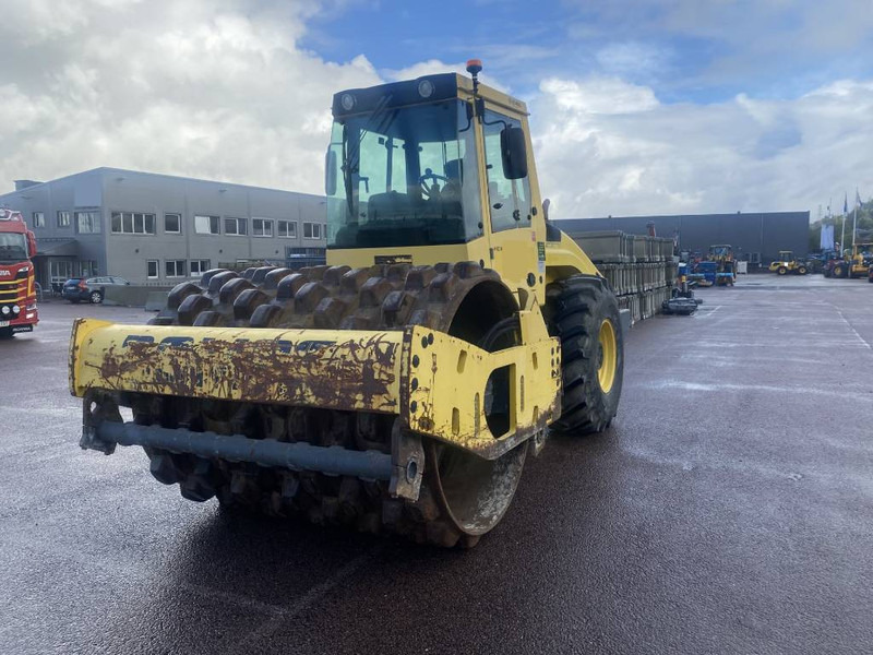 Bomag BW 213 P D H-4 - רולר: תמונה 1 Bomag BW 213 P D H-4 - רולר: תמונה 1