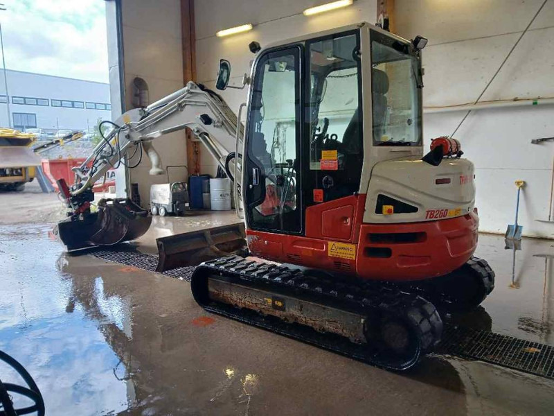 Takeuchi TB 260 - מיני מחפר: תמונה 1 Takeuchi TB 260 - מיני מחפר: תמונה 1