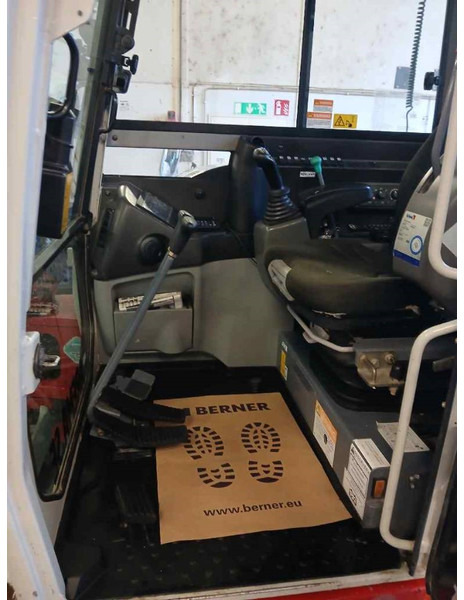 Takeuchi TB 290 - מיני מחפר: תמונה 5 Takeuchi TB 290 - מיני מחפר: תמונה 5