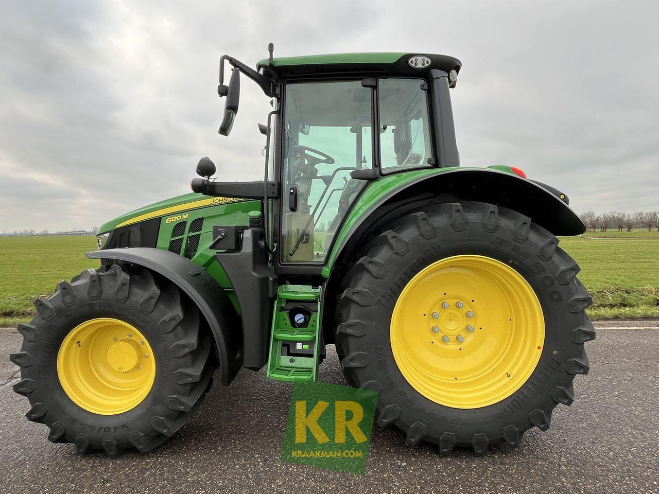 6120M John Deere - טרקטור חקלאי: תמונה 2 6120M John Deere - טרקטור חקלאי: תמונה 2