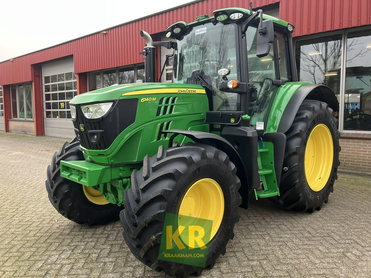 6140M John Deere - טרקטור חקלאי: תמונה 1 6140M John Deere - טרקטור חקלאי: תמונה 1