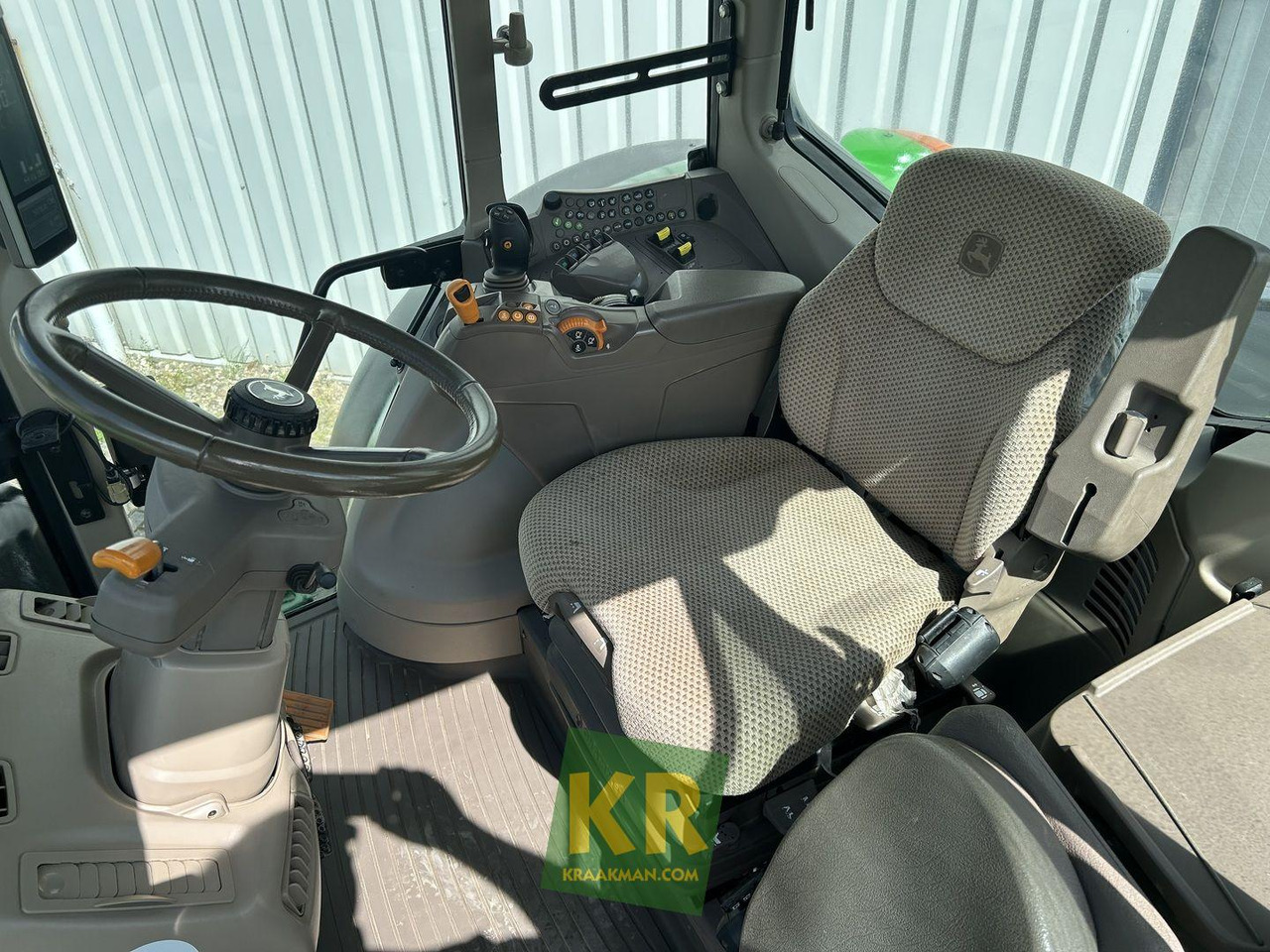 6155M John Deere - טרקטור חקלאי: תמונה 4 6155M John Deere - טרקטור חקלאי: תמונה 4
