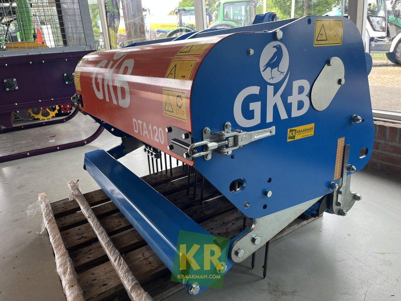 GKB DTA120 diepbeluchter - ציוד עיבוד קרקע: תמונה 1 GKB DTA120 diepbeluchter - ציוד עיבוד קרקע: תמונה 1