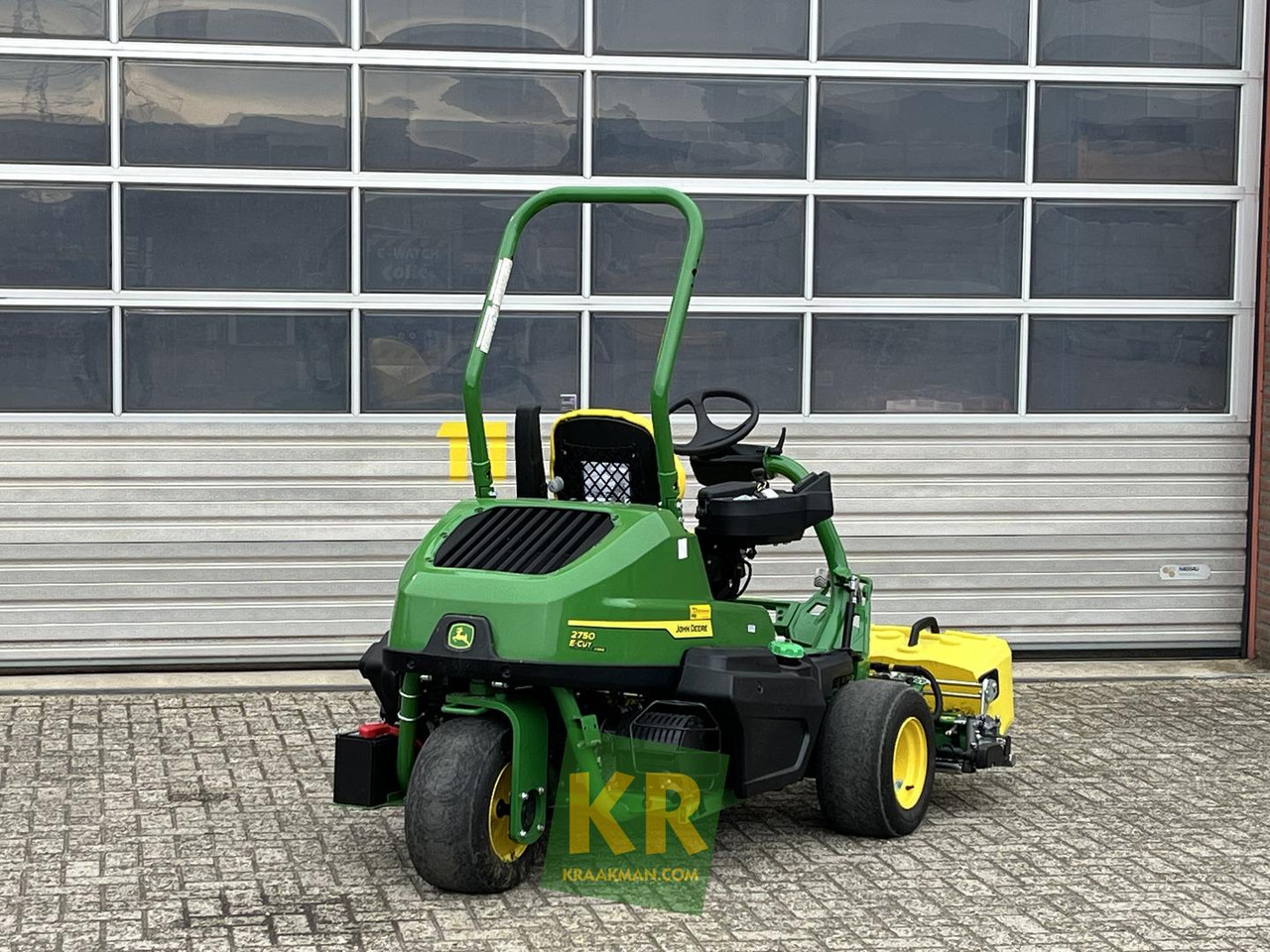 John Deere 2750 E-CUT HYBRID - מכסחת גינה: תמונה 5 John Deere 2750 E-CUT HYBRID - מכסחת גינה: תמונה 5