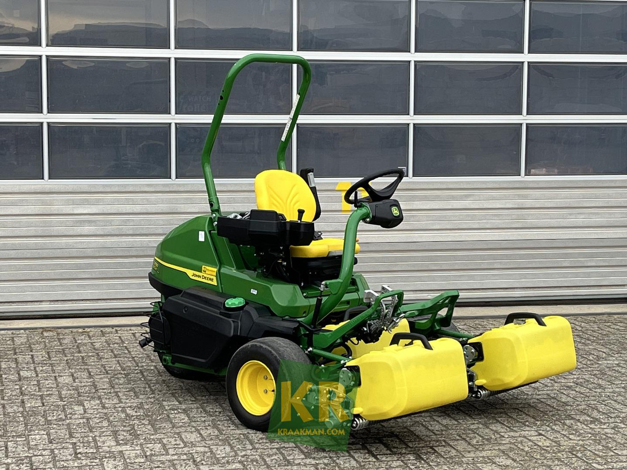 John Deere 2750 E-CUT HYBRID - מכסחת גינה: תמונה 2 John Deere 2750 E-CUT HYBRID - מכסחת גינה: תמונה 2