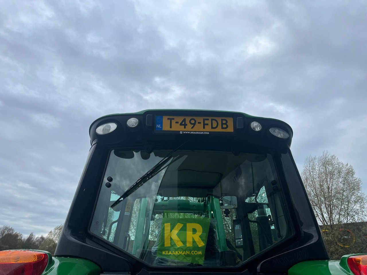 John Deere 6120M - טרקטור חקלאי: תמונה 2 John Deere 6120M - טרקטור חקלאי: תמונה 2
