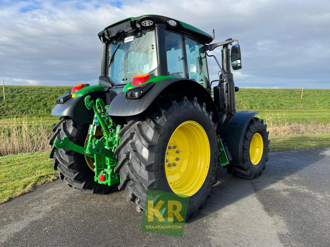 John Deere 6120M - טרקטור חקלאי: תמונה 5 John Deere 6120M - טרקטור חקלאי: תמונה 5