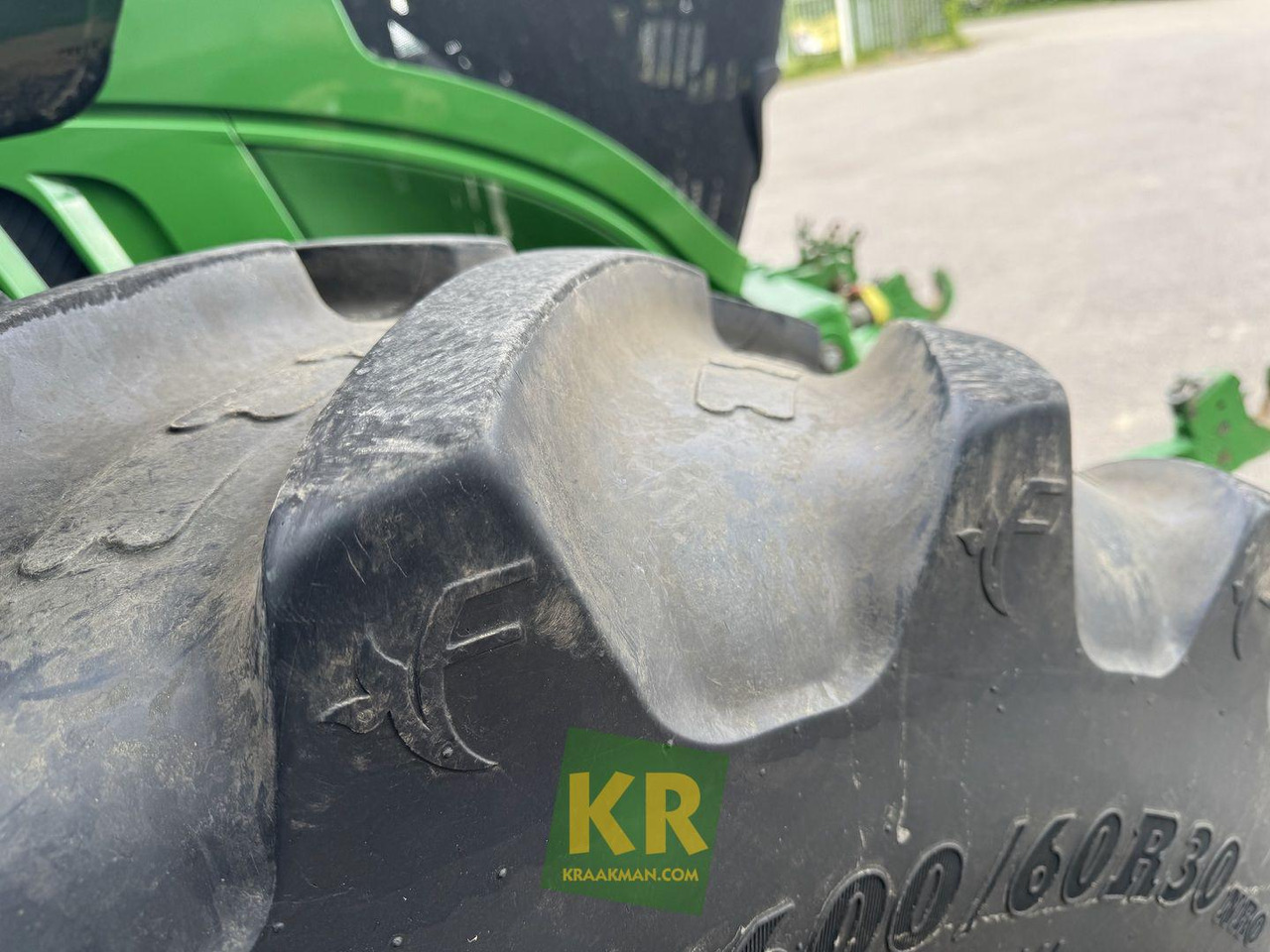 John Deere 6150R - טרקטור חקלאי: תמונה 3 John Deere 6150R - טרקטור חקלאי: תמונה 3