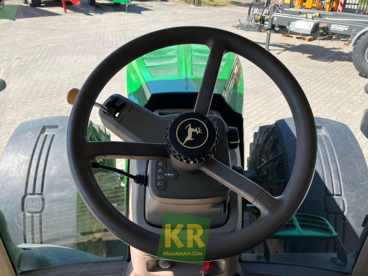 John Deere 7230R - טרקטור חקלאי: תמונה 5 John Deere 7230R - טרקטור חקלאי: תמונה 5