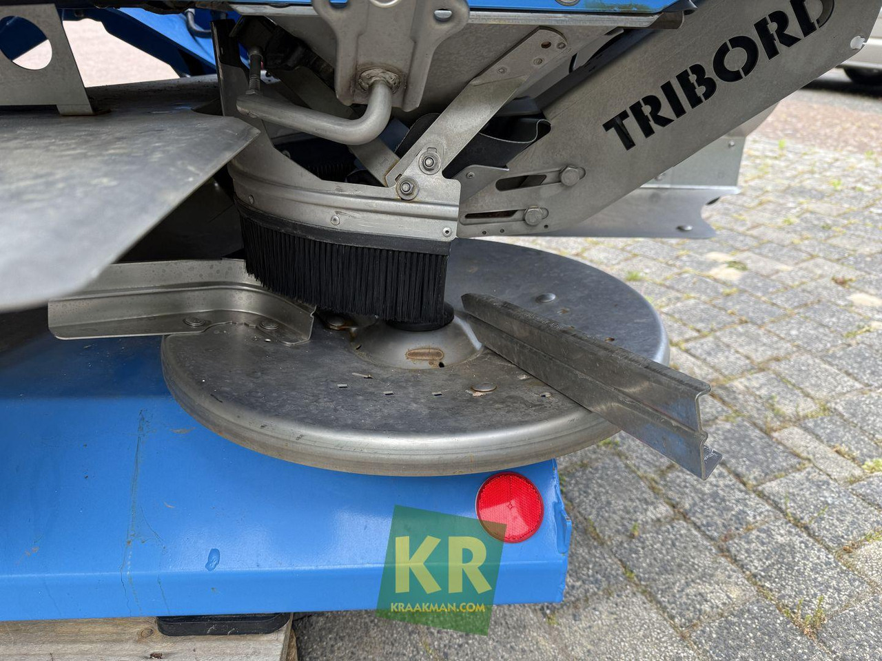 Lemken Polaris 14 - מפזרת דשן: תמונה 3 Lemken Polaris 14 - מפזרת דשן: תמונה 3