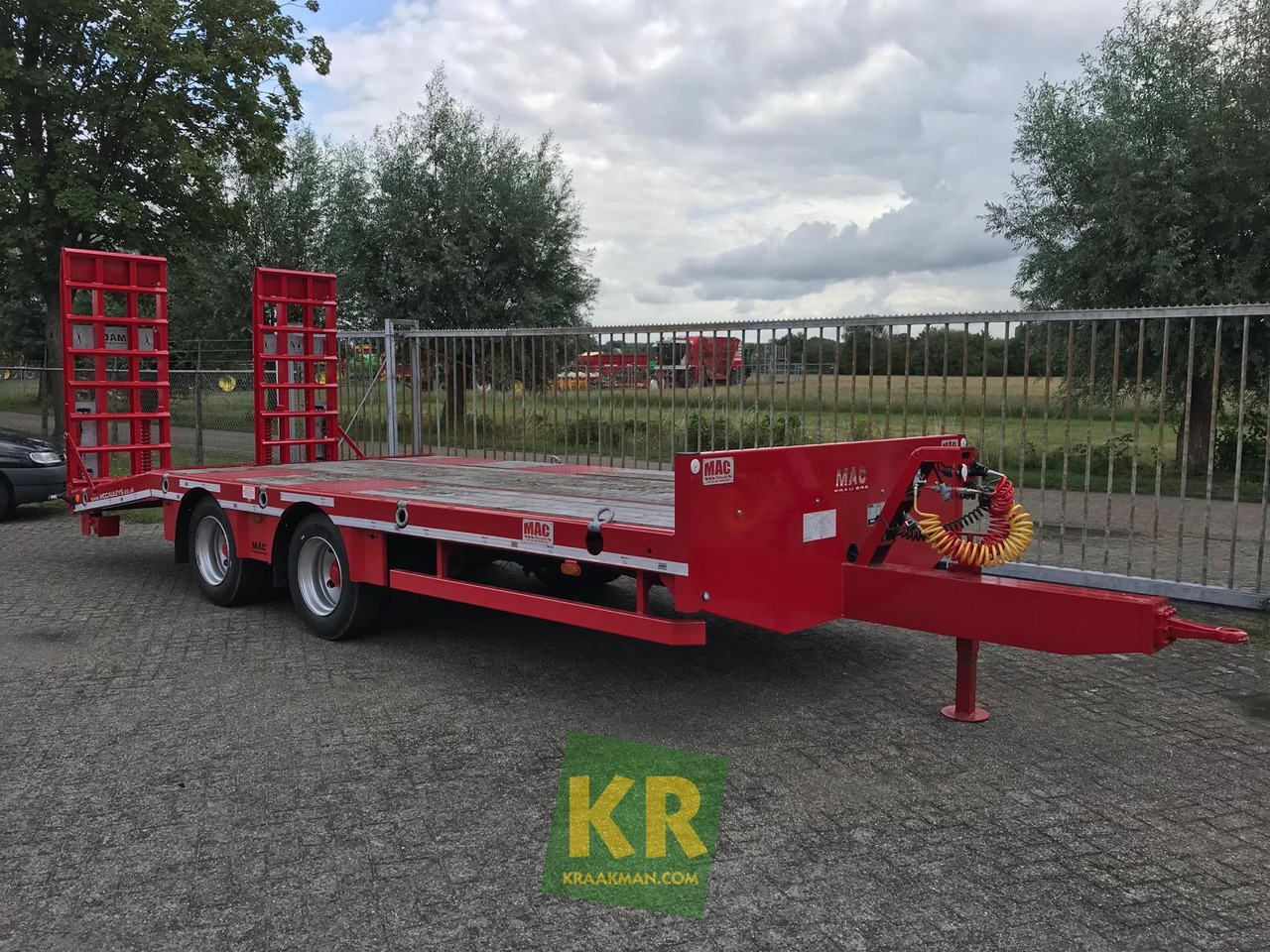 MAC Trailers 16 PREMIUM - קרון נגרר עם מטען נמוך: תמונה 1 MAC Trailers 16 PREMIUM - קרון נגרר עם מטען נמוך: תמונה 1